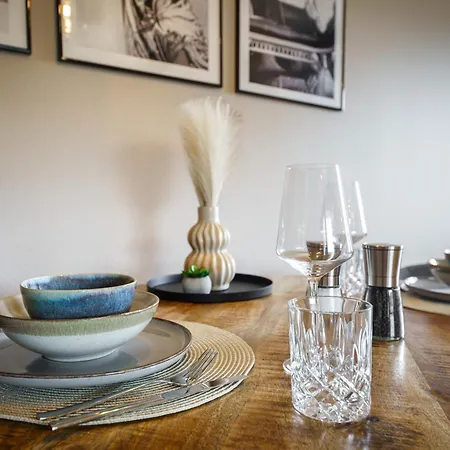Apartmán Staytona Stylish With Balcony, Parking & Wifi Near Wiesbaden