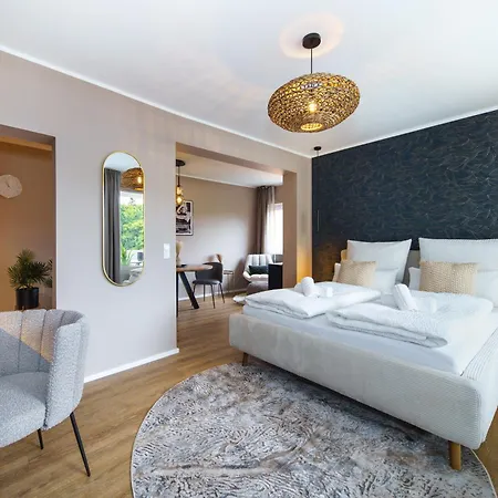 Staytona Stylish With Balcony, Parking & Wifi Near Wiesbaden Apartmán *